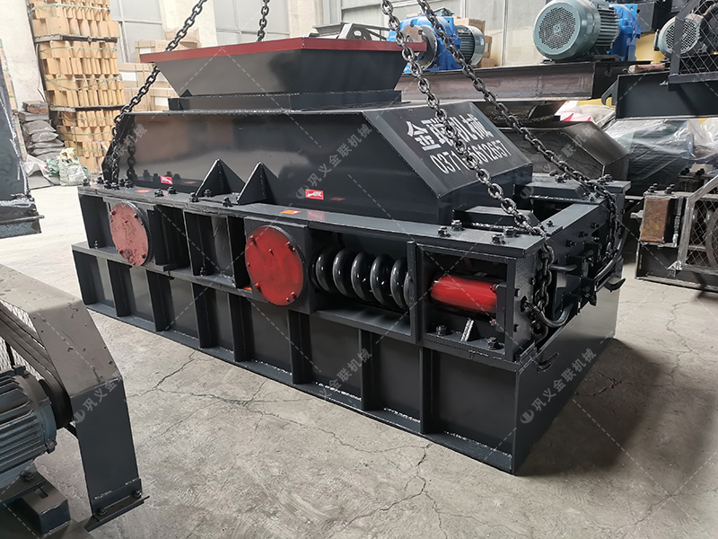 花崗岩製成沙子用對輥製沙機還是衝擊製砂機，哪個好用？